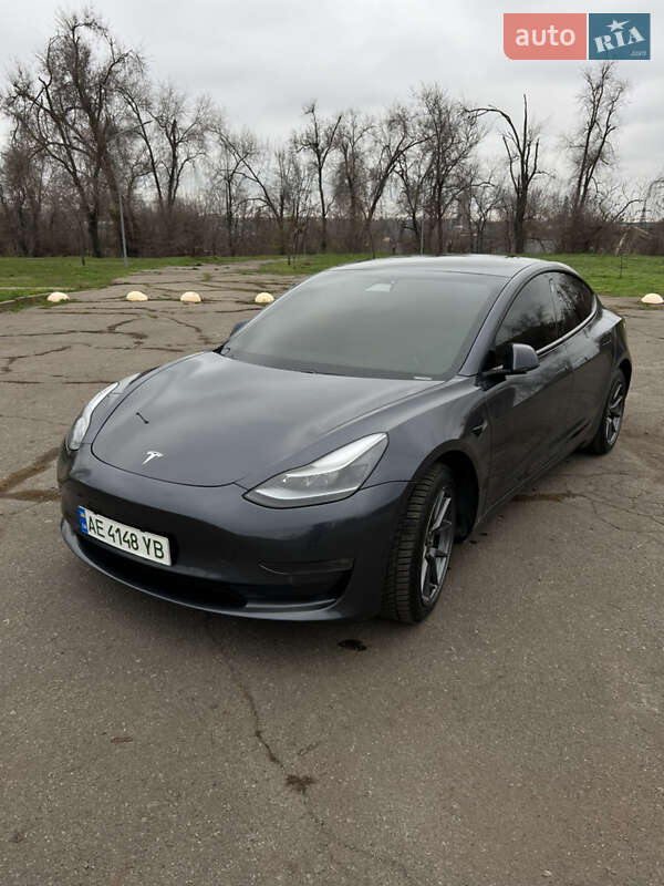 Седан Tesla Model 3 2021 в Кривом Роге фото 3 Седан Tesla Model 3 2021 в Кривом Роге