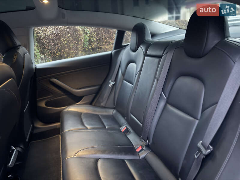 Седан Tesla Model 3 2019 в Тернополе фото 33 Седан Tesla Model 3 2019 в Тернополе