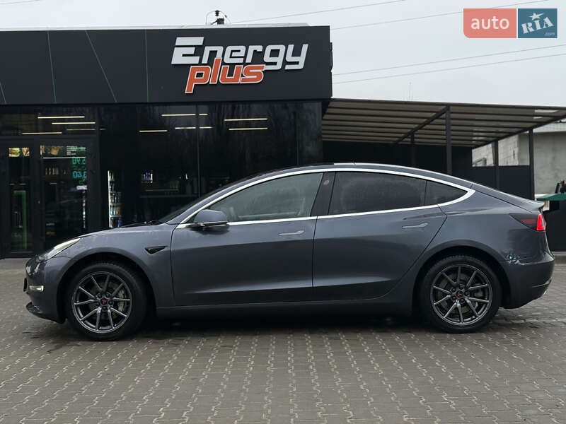 Седан Tesla Model 3 2019 в Киеве фото 2 Седан Tesla Model 3 2019 в Киеве