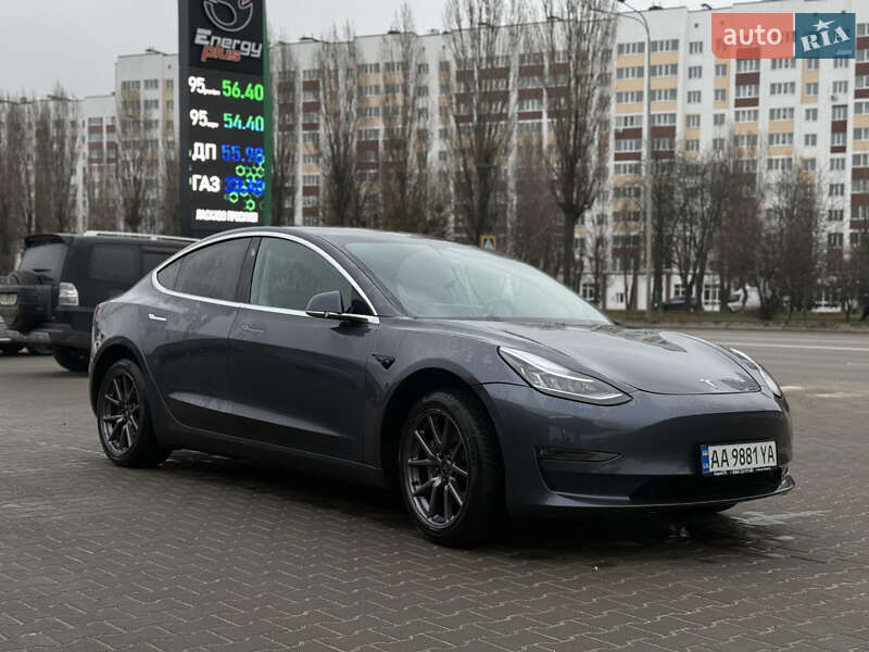 Седан Tesla Model 3 2019 в Киеве фото 7 Седан Tesla Model 3 2019 в Киеве