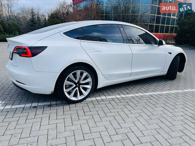 Седан Tesla Model 3 2018 в Харькове фото 3 Седан Tesla Model 3 2018 в Харькове