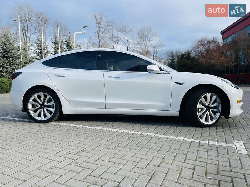 Седан Tesla Model 3 2018 в Харькове фото 13 Седан Tesla Model 3 2018 в Харькове