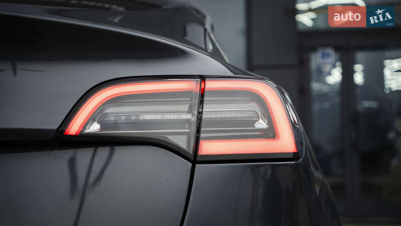 Седан Tesla Model 3 2018 в Киеве фото 23 Седан Tesla Model 3 2018 в Киеве
