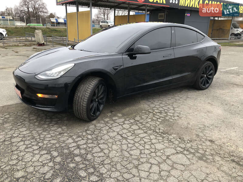 Седан Tesla Model 3 2019 в Харькове