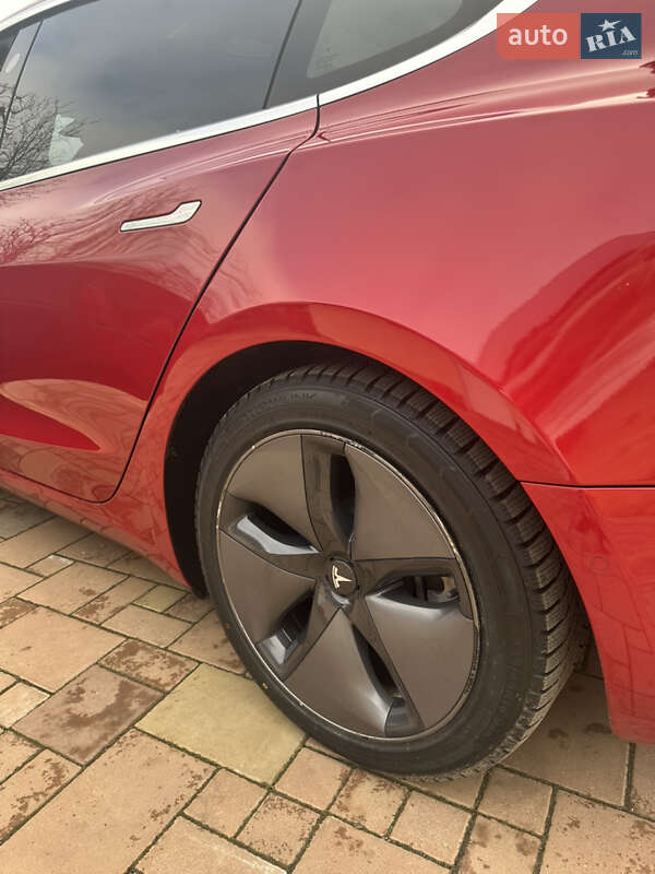 Седан Tesla Model 3 2018 в Львове фото 6 Седан Tesla Model 3 2018 в Львове