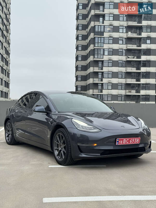 Tesla Model 3 2020 Tesla Model 3 2020