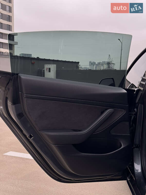 Седан Tesla Model 3 2020 в Киеве фото 36 Седан Tesla Model 3 2020 в Киеве