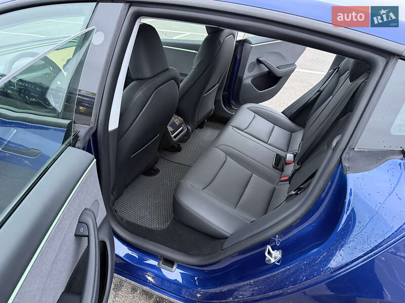 Седан Tesla Model 3 2025 в Киеве фото 10 Седан Tesla Model 3 2025 в Киеве