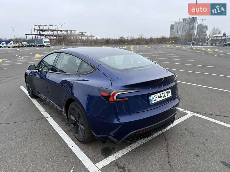 Седан Tesla Model 3 2025 в Киеве фото 7 Седан Tesla Model 3 2025 в Киеве