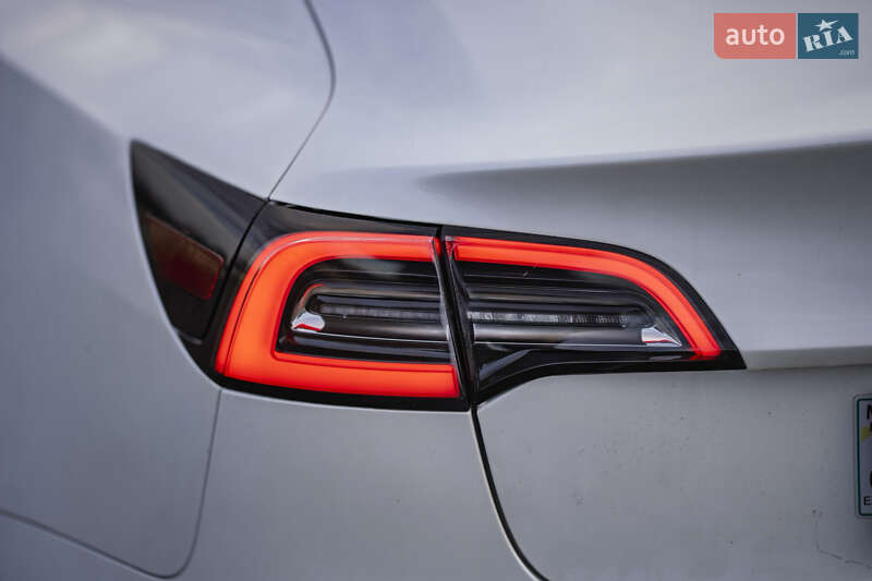 Седан Tesla Model 3 2020 в Полтаве фото 3 Седан Tesla Model 3 2020 в Полтаве