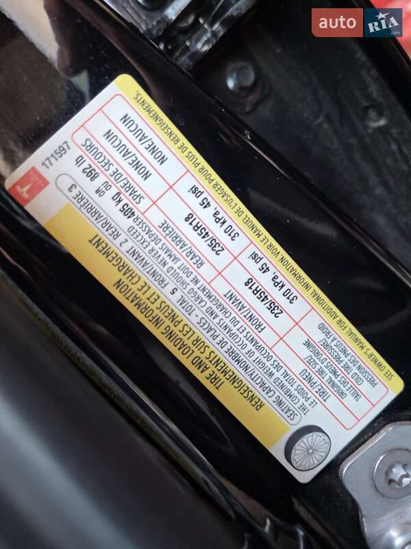 Седан Tesla Model 3 2018 в Львове фото 48 Седан Tesla Model 3 2018 в Львове