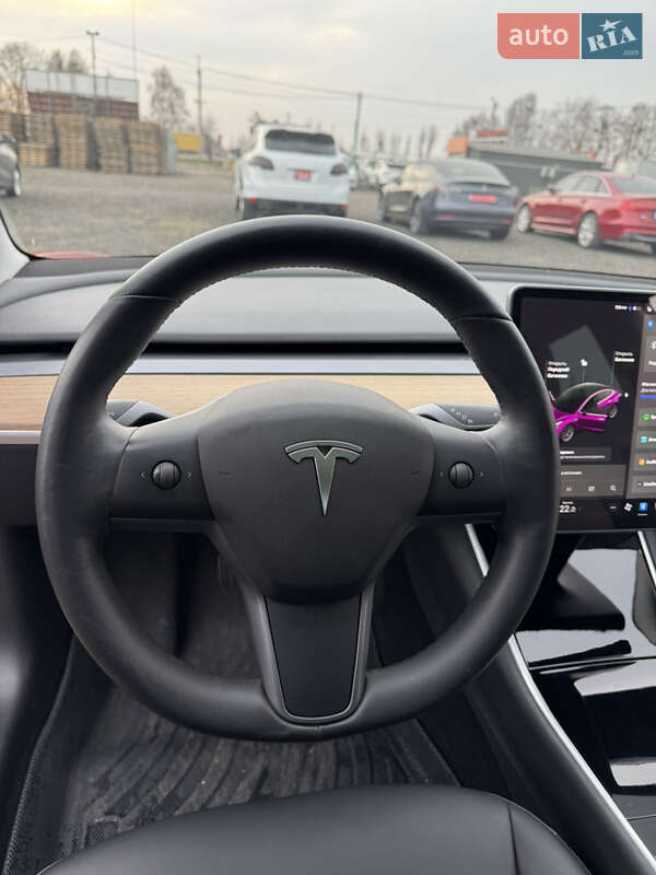 Седан Tesla Model 3 2020 в Луцке фото 27 Седан Tesla Model 3 2020 в Луцке