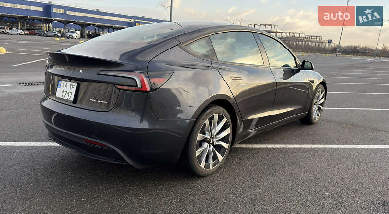 Седан Tesla Model 3 2024 в Киеве фото 3 Седан Tesla Model 3 2024 в Киеве
