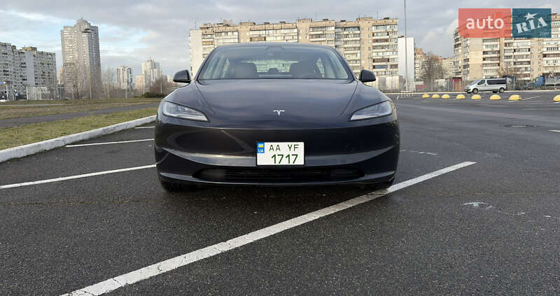 Седан Tesla Model 3 2024 в Киеве фото 7 Седан Tesla Model 3 2024 в Киеве
