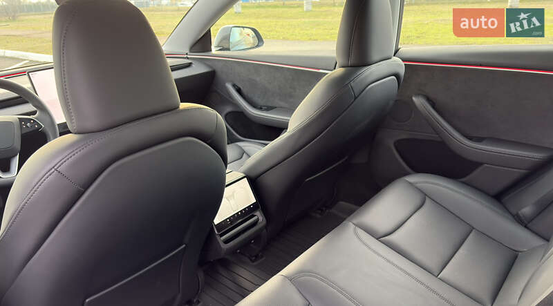 Седан Tesla Model 3 2024 в Киеве фото 17 Седан Tesla Model 3 2024 в Киеве