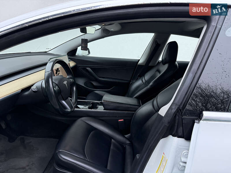 Седан Tesla Model 3 2017 в Владимире фото 15 Седан Tesla Model 3 2017 в Владимире