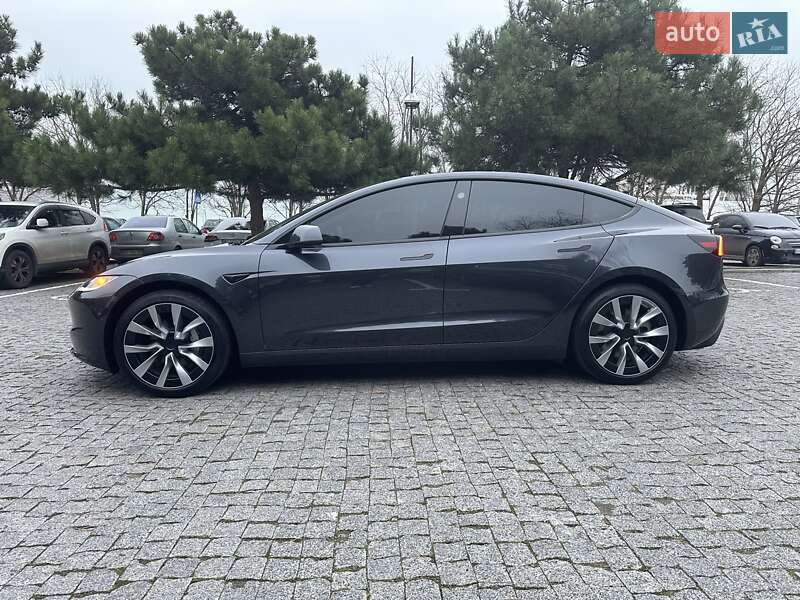 Седан Tesla Model 3 2025 в Одессе фото 4 Седан Tesla Model 3 2025 в Одессе