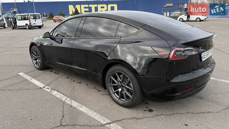 Седан Tesla Model 3 2022 в Днепре фото 5 Седан Tesla Model 3 2022 в Днепре