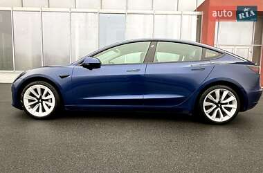 Седан Tesla Model 3 2022 в Днепре
