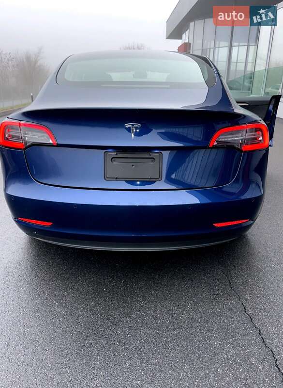 Седан Tesla Model 3 2022 в Днепре фото 8 Седан Tesla Model 3 2022 в Днепре