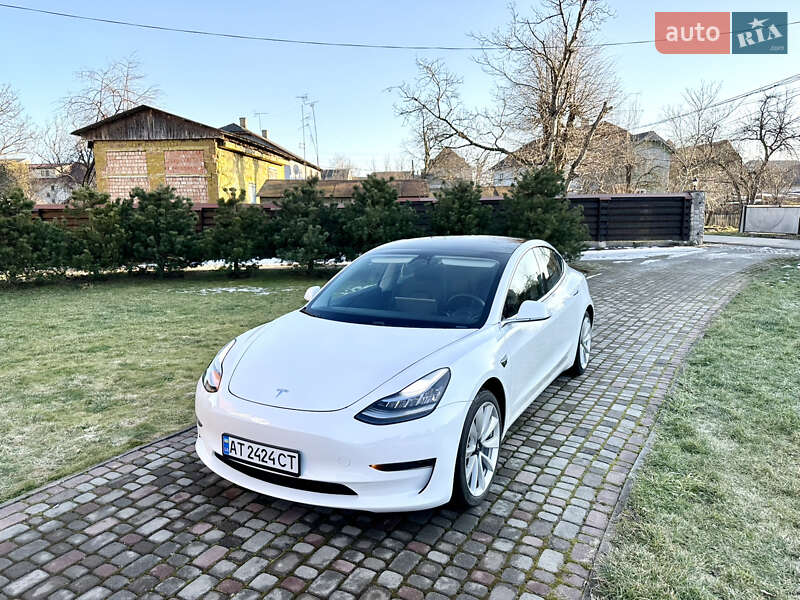 Седан Tesla Model 3 2020 в Калуше фото 2 Седан Tesla Model 3 2020 в Калуше