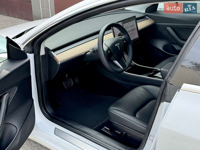 Седан Tesla Model 3 2019 в Днепре фото 11 Седан Tesla Model 3 2019 в Днепре