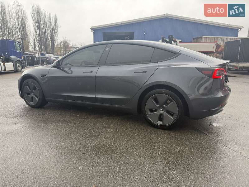 Седан Tesla Model 3 2022 в Киеве фото 13 Седан Tesla Model 3 2022 в Киеве