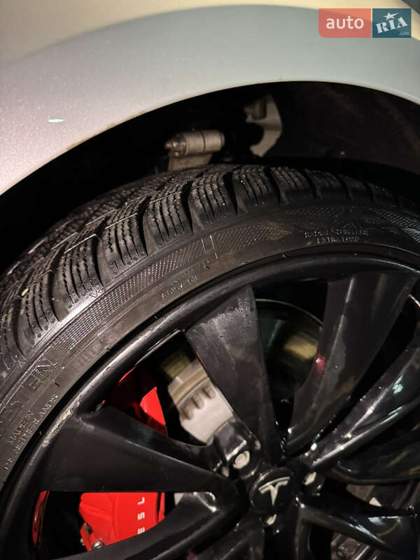 Седан Tesla Model 3 2020 в Львове фото 14 Седан Tesla Model 3 2020 в Львове