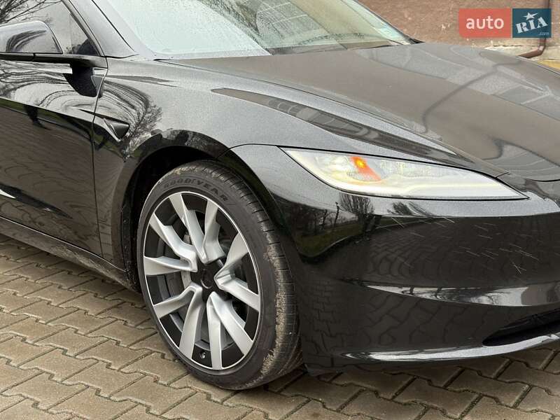 Седан Tesla Model 3 2024 в Звягеле фото 27 Седан Tesla Model 3 2024 в Звягеле