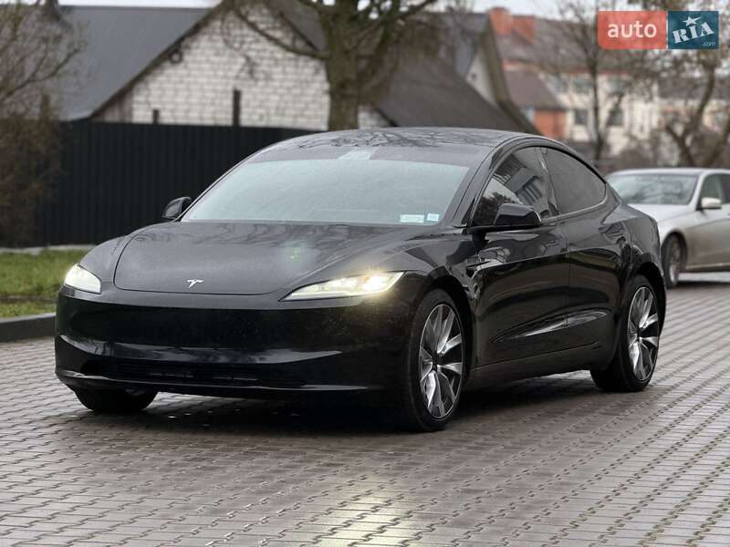 Седан Tesla Model 3 2024 в Звягеле фото Седан Tesla Model 3 2024 в Звягеле