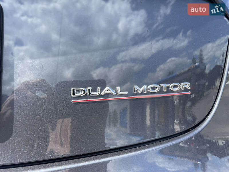 Седан Tesla Model 3 2019 в Львове фото 28 Седан Tesla Model 3 2019 в Львове