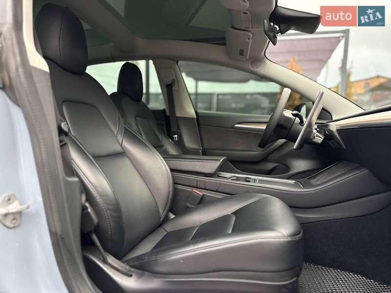 Седан Tesla Model 3 2021 в Киеве фото 29 Седан Tesla Model 3 2021 в Киеве