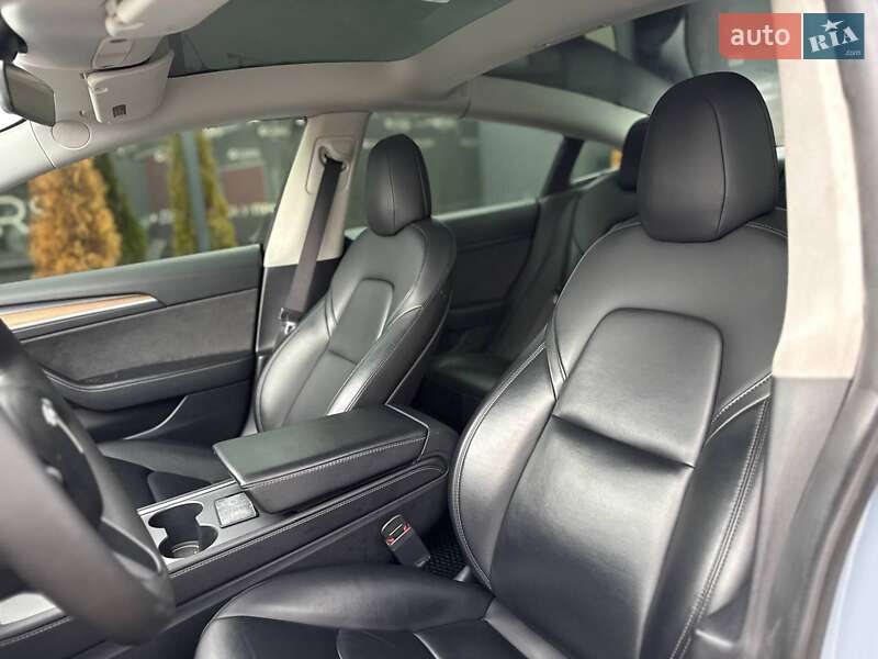 Седан Tesla Model 3 2021 в Киеве фото 17 Седан Tesla Model 3 2021 в Киеве