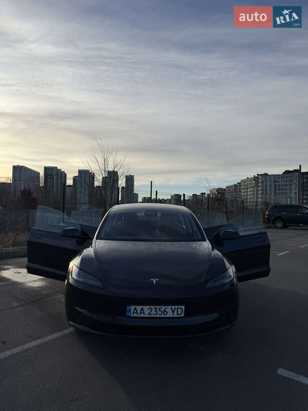 Седан Tesla Model 3 2025 в Киеве фото 8 Седан Tesla Model 3 2025 в Киеве