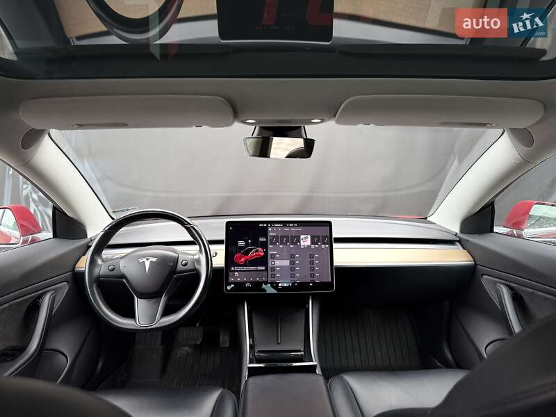 Седан Tesla Model 3 2018 в Львове фото 30 Седан Tesla Model 3 2018 в Львове