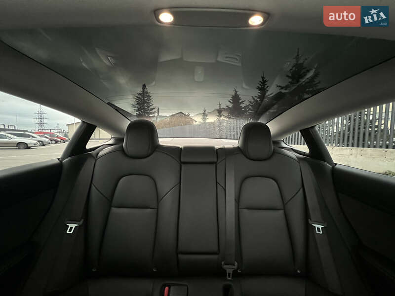 Седан Tesla Model 3 2023 в Луцке фото 33 Седан Tesla Model 3 2023 в Луцке