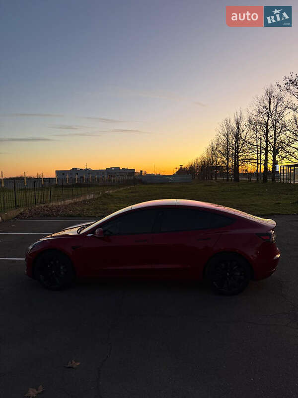 Седан Tesla Model 3 2018 в Николаеве фото 15 Седан Tesla Model 3 2018 в Николаеве