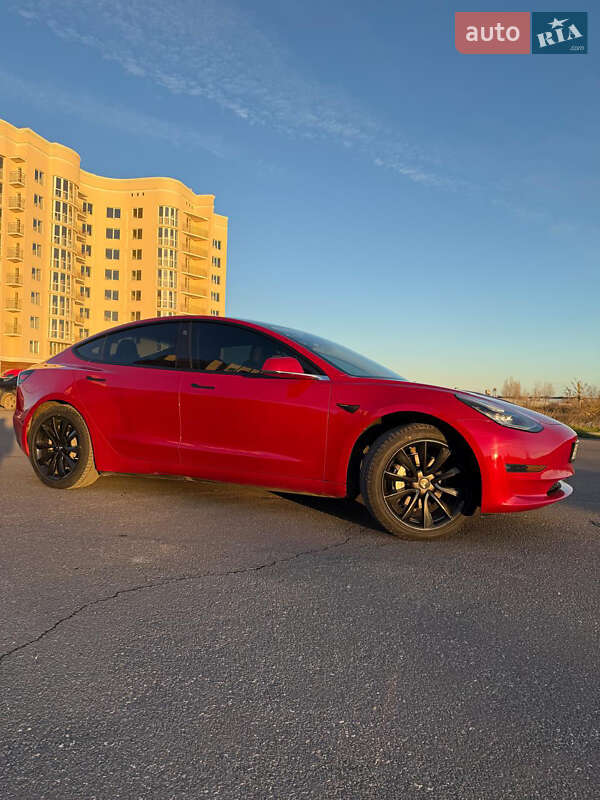 Седан Tesla Model 3 2018 в Николаеве фото 29 Седан Tesla Model 3 2018 в Николаеве