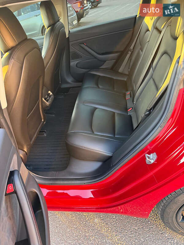 Седан Tesla Model 3 2018 в Николаеве фото 35 Седан Tesla Model 3 2018 в Николаеве