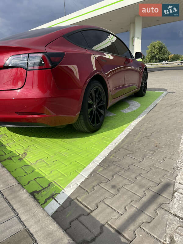Седан Tesla Model 3 2018 в Николаеве фото 47 Седан Tesla Model 3 2018 в Николаеве