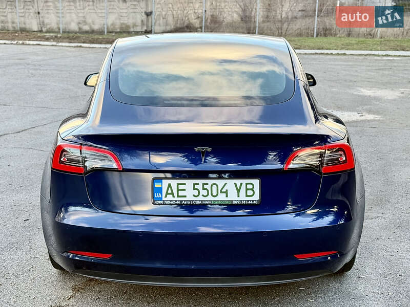 Седан Tesla Model 3 2021 в Днепре фото 12 Седан Tesla Model 3 2021 в Днепре