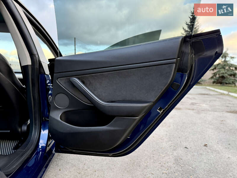 Седан Tesla Model 3 2021 в Днепре фото 22 Седан Tesla Model 3 2021 в Днепре