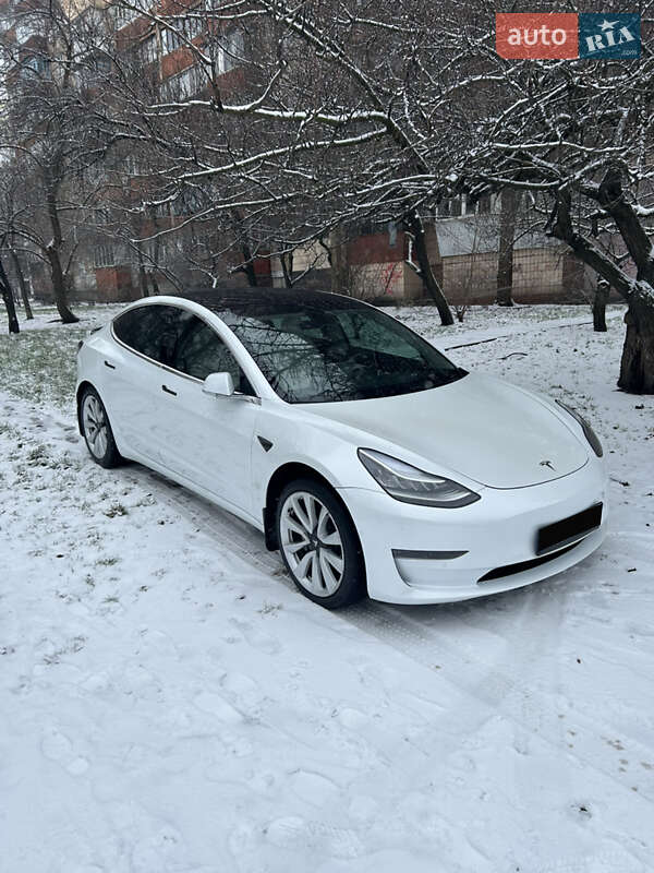Седан Tesla Model 3 2019 в Киеве фото 2 Седан Tesla Model 3 2019 в Киеве