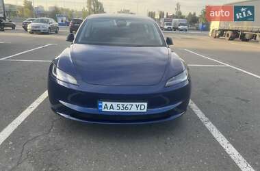 Седан Tesla Model 3 2024 в Києві