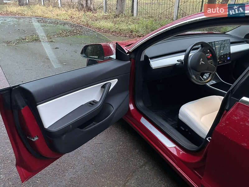 Седан Tesla Model 3 2019 в Коростене фото 8 Седан Tesla Model 3 2019 в Коростене