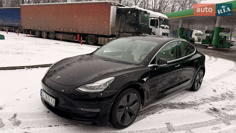 Седан Tesla Model 3 2019 в Киеве фото 3 Седан Tesla Model 3 2019 в Киеве