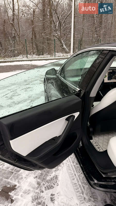 Седан Tesla Model 3 2019 в Киеве фото 52 Седан Tesla Model 3 2019 в Киеве