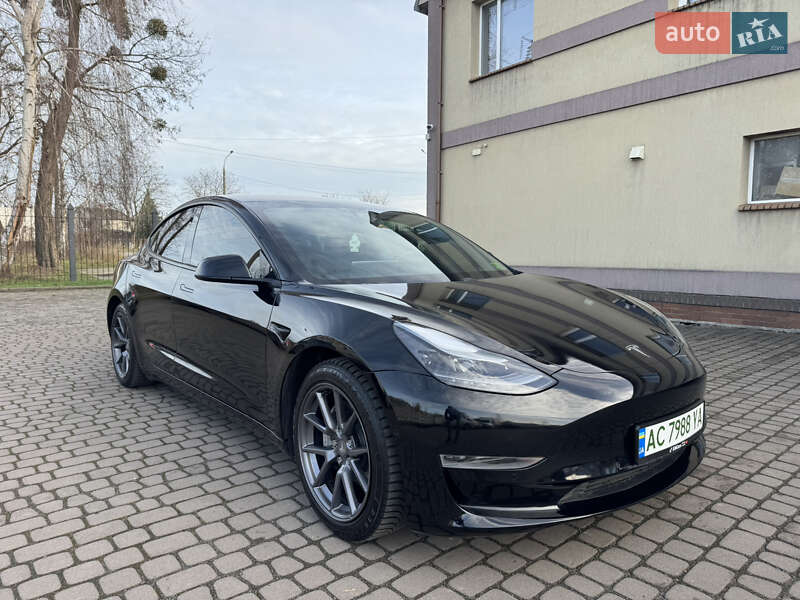 Седан Tesla Model 3 2021 в Луцке фото Седан Tesla Model 3 2021 в Луцке