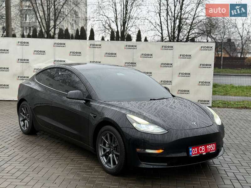 Седан Tesla Model 3 2021 в Луцке фото 2 Седан Tesla Model 3 2021 в Луцке