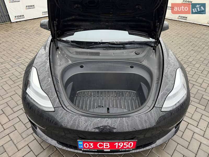Седан Tesla Model 3 2021 в Луцке фото 10 Седан Tesla Model 3 2021 в Луцке